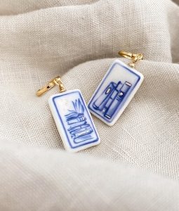 Delft blue cold porcelain book earrings - 18k gold plated