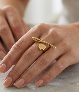 Asymmetrical Gold Statement Ring with Sculptural Wave Design, Chunky Open Band Ring, Modern Everyday Jewelry
